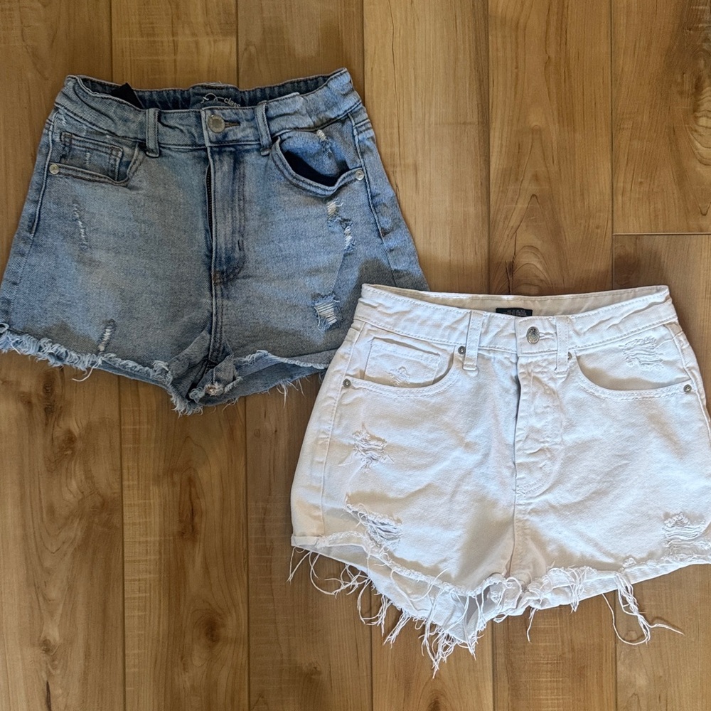 Target Denim and White Women Shorts Wild Fable size 0 Art Class 10/12 girls